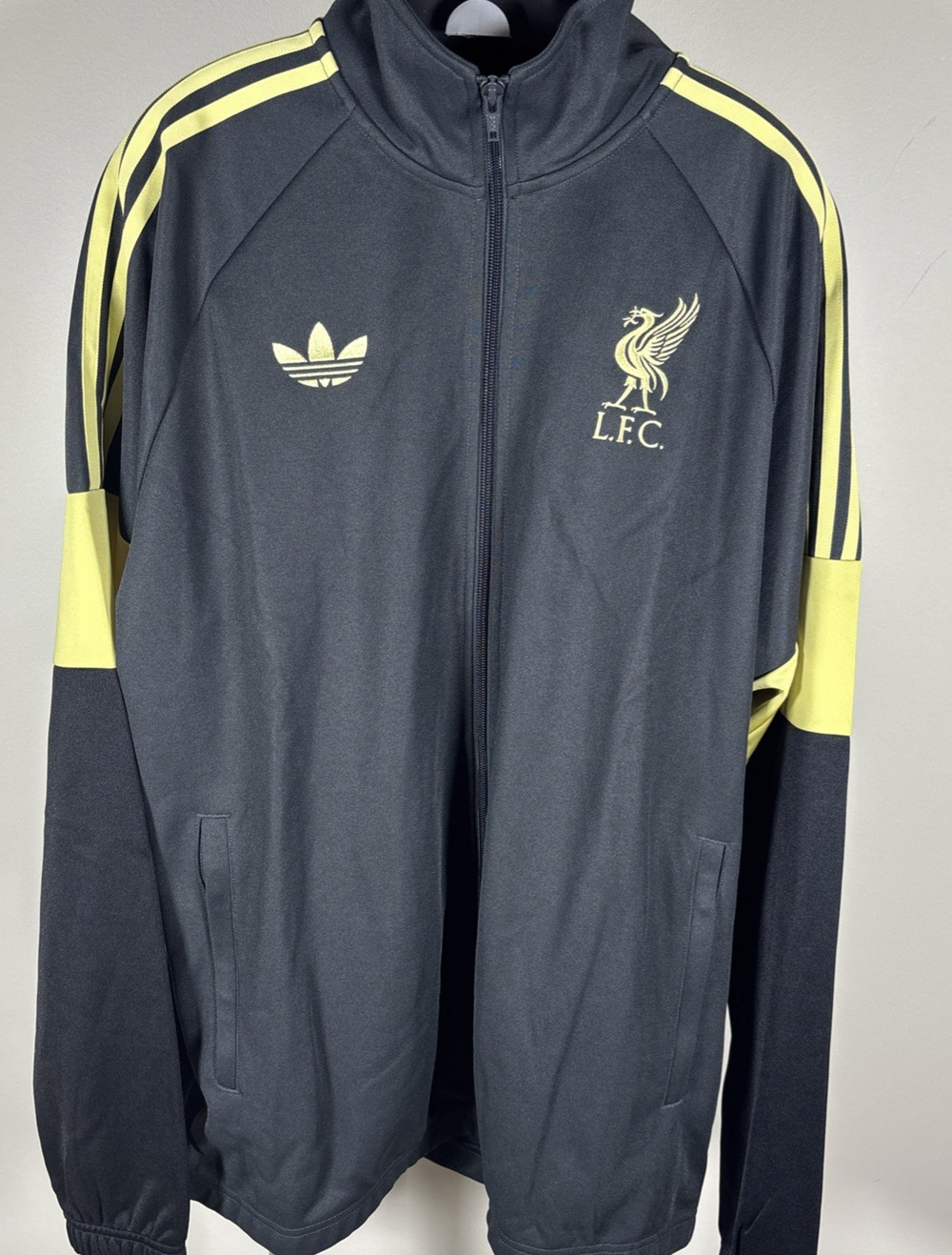 NWT Adidas Liverpool FC LFSTLR Black & Gold Soccer Track Jacket KC7802 Men's L